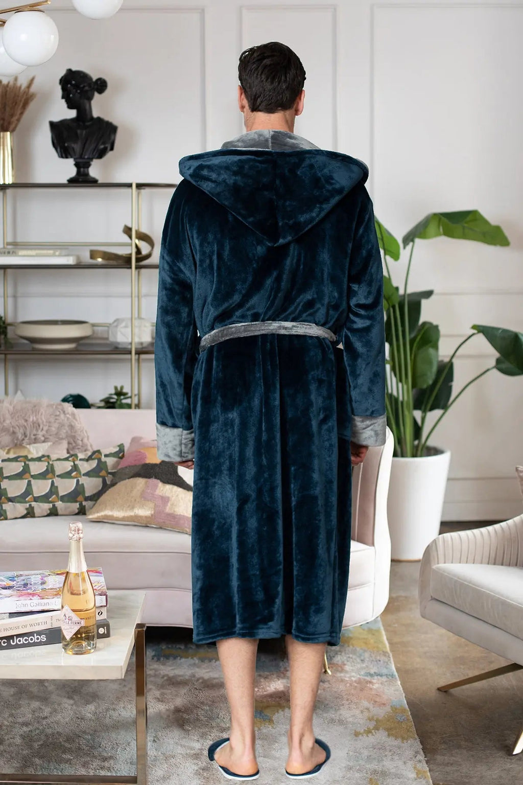 Men’s Robe with Hood – Ultra-Soft Plush Comfort for Everyday Use